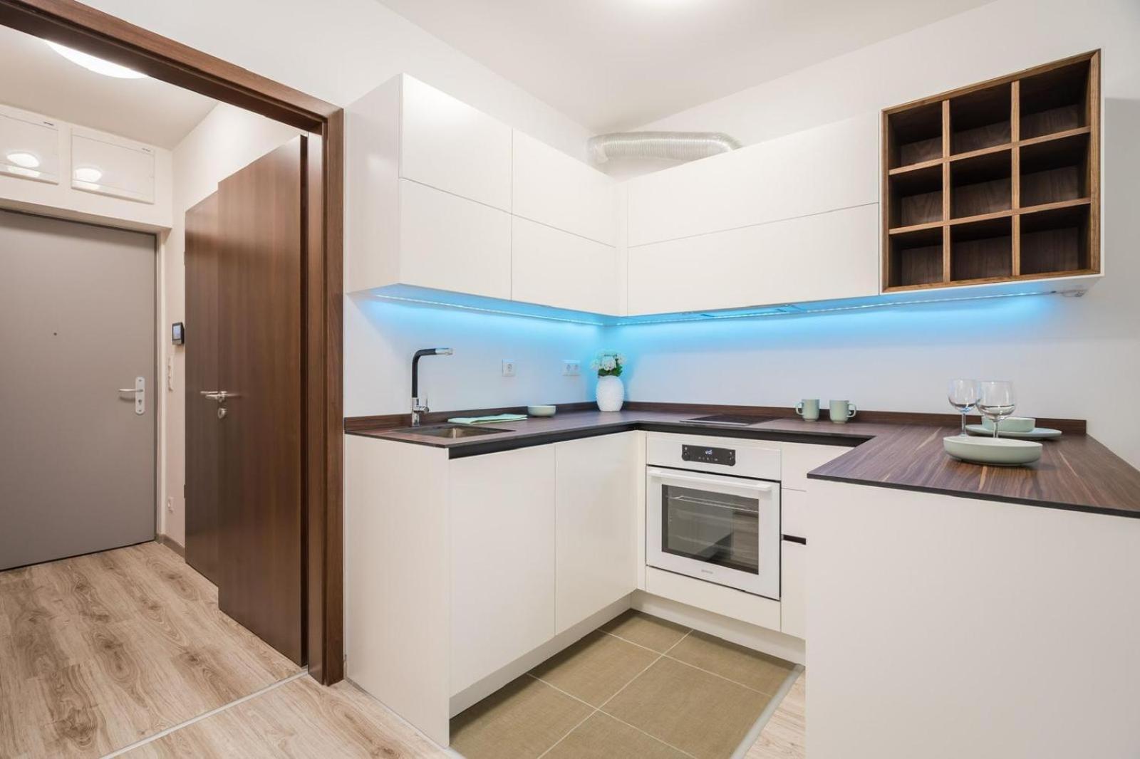 Comfort Court Apartment - Free Parking, Balcony بودابست المظهر الخارجي الصورة