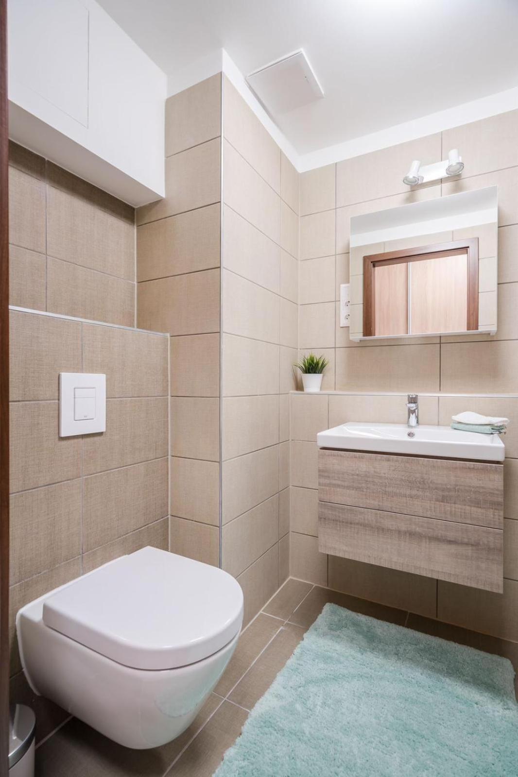 Comfort Court Apartment - Free Parking, Balcony بودابست المظهر الخارجي الصورة